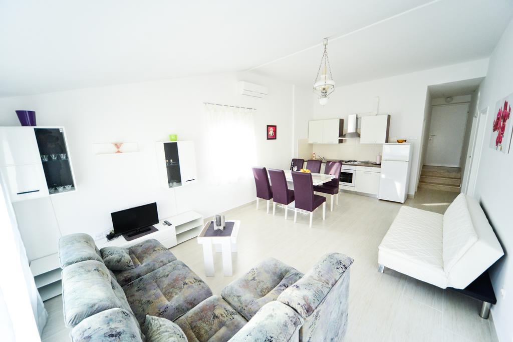 Apartments Valentina Petrcane Buitenkant foto