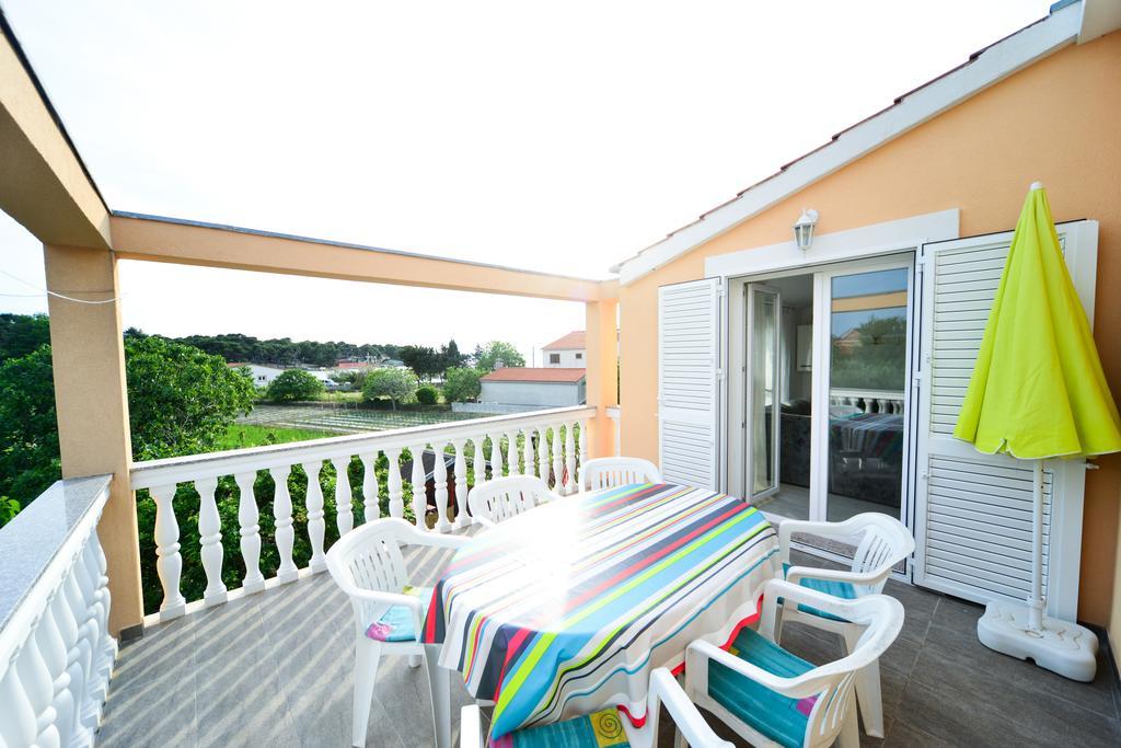 Apartments Valentina Petrcane Buitenkant foto